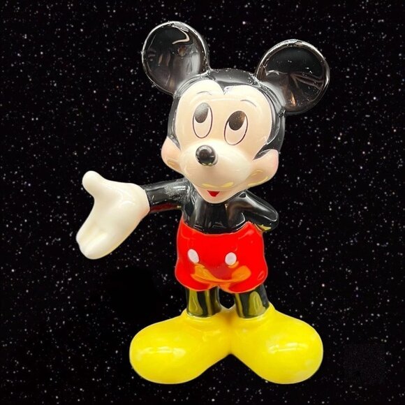 VINTAGE Disney MICKEY MOUSE Porcelain Figure Figurine Made in Taiwan 4”T 3”W - Picture 6 of 10